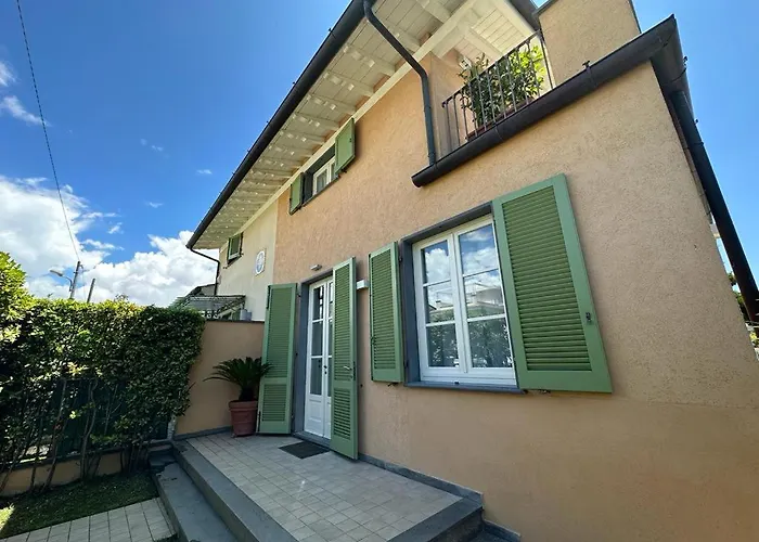 La Casa Di Elena Versilia - Two Apartments