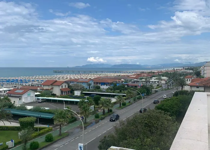 Saporedimare - Full Comfort Quiet Apartment With Seaview Rooftop Pool